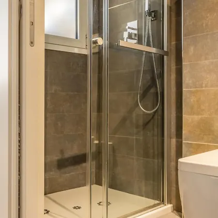 Apartment Bsuite@olympicriverside